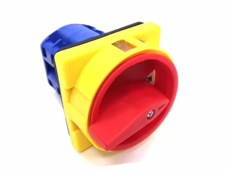 PS44 40A 4Pole ONOFF Padlockable Switch Hassan Abbas Trading Co. LLC